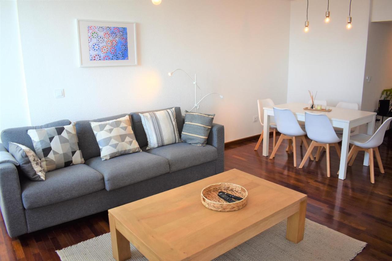 Madeira, 3 Bedroom Apartment With Ocean Views In Funchal エクステリア 写真